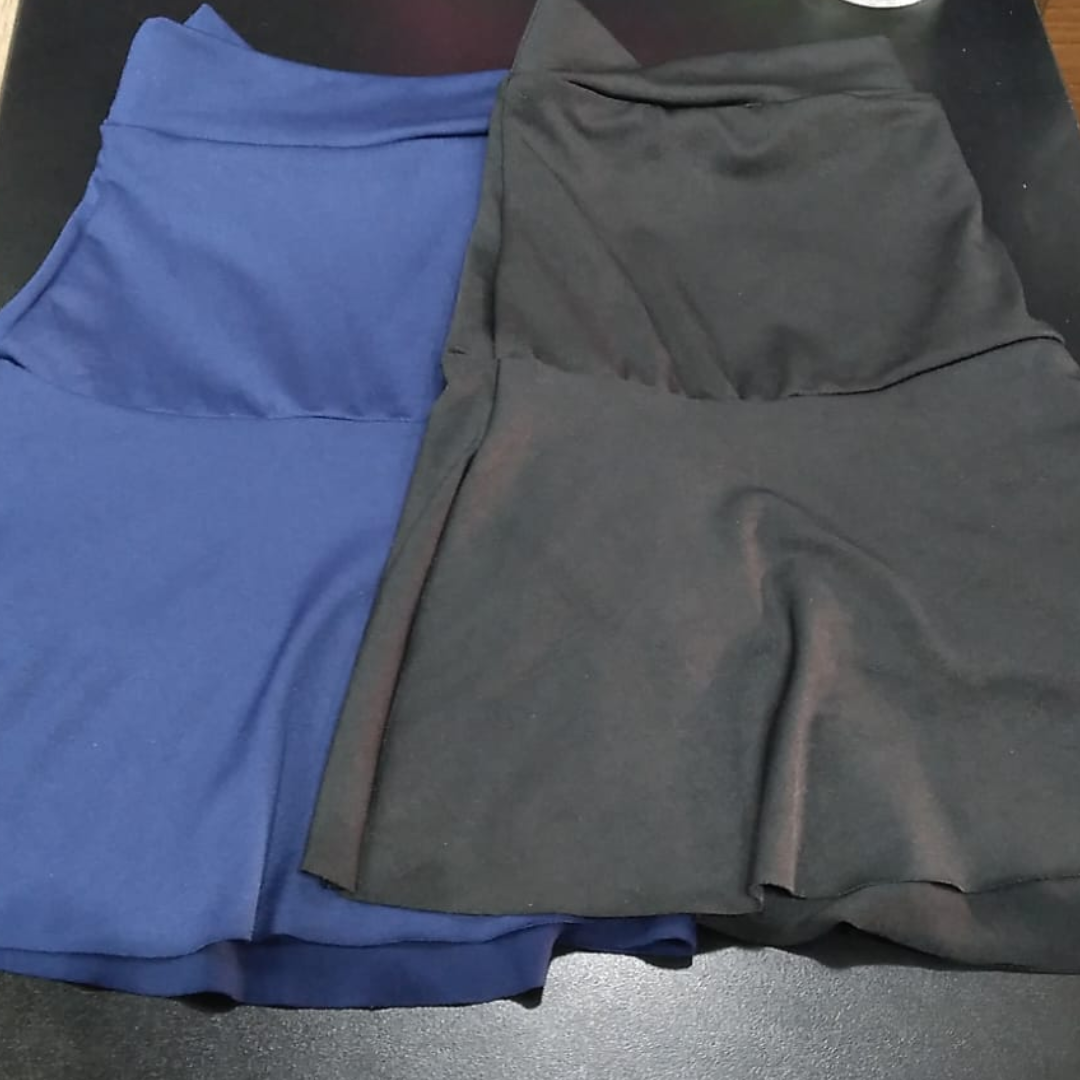 Short saia liso